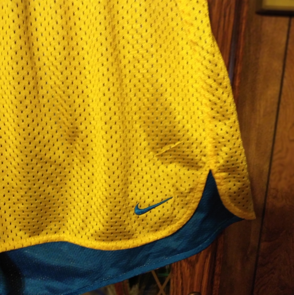 Nike shorts - Picture 4 of 4